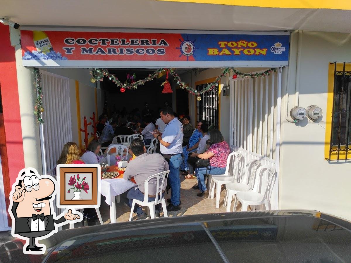 Coctelería y Mariscos Toño Bayon restaurant, Boca del Río - Restaurant  reviews