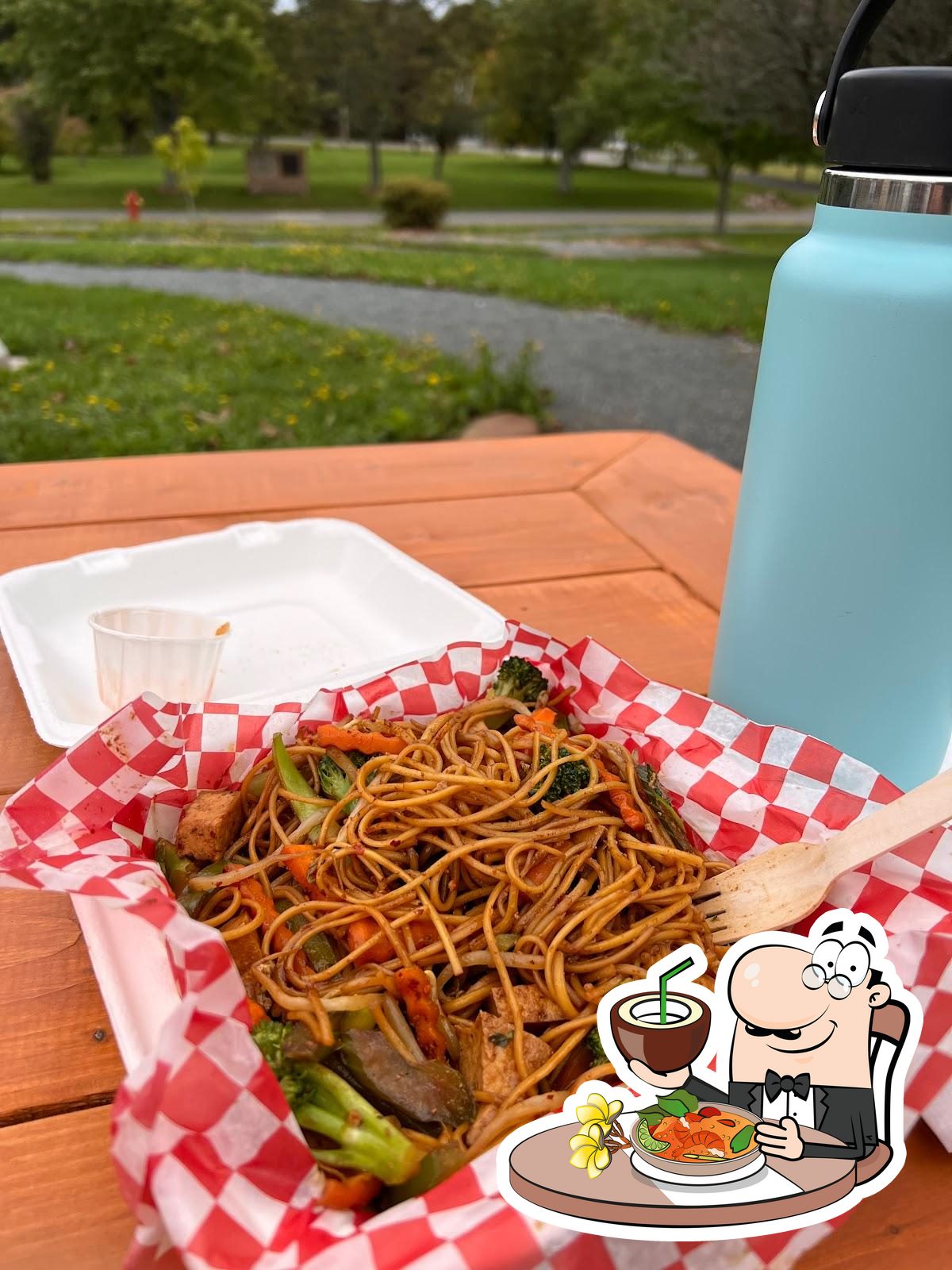 Thai Pad PEI, 68 Allen St in Charlottetown - Restaurant menu and reviews