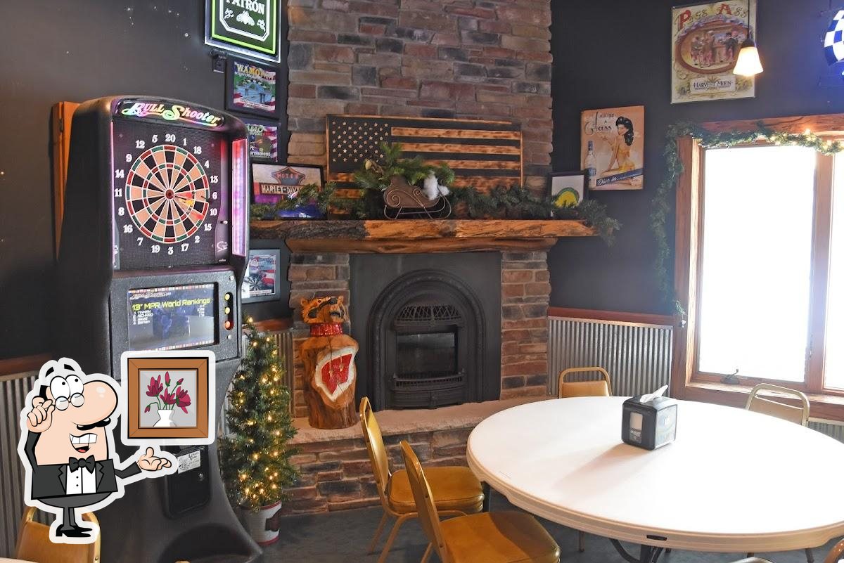 Junction House in Monroe Restaurant menu and reviews
