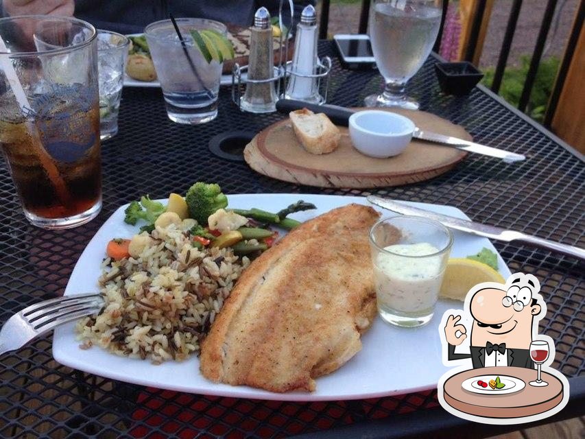 Harbor House Grille in Grand Marais Restaurant menu and reviews