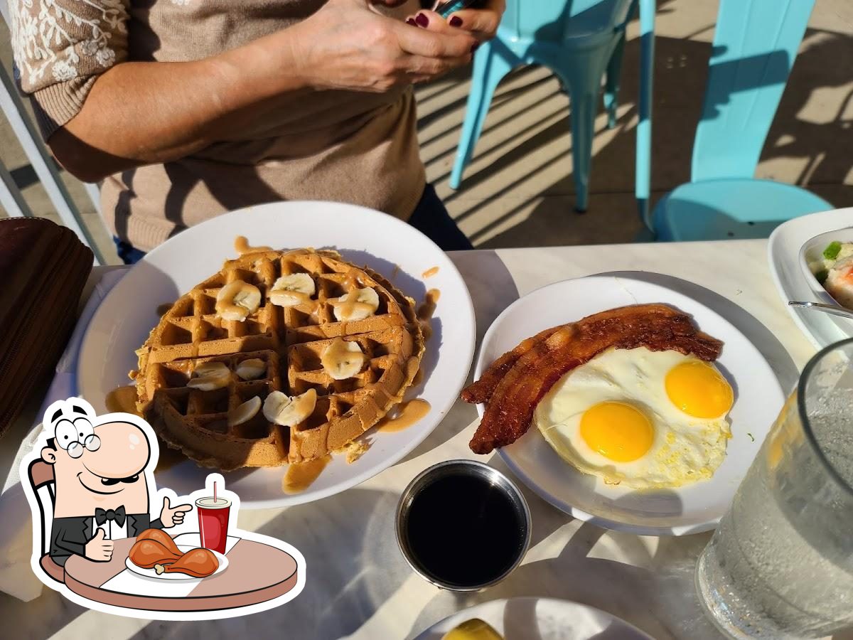 Another Broken Egg Café opens at the Port Orange Pavilion