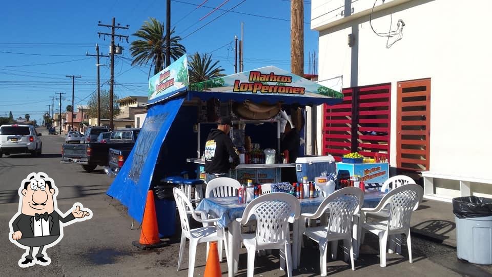 Mariscos los perrones restaurant, Ensenada - Restaurant reviews