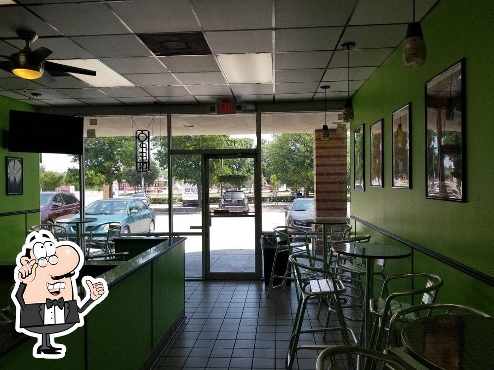 Tropic Thunder Daiquiris in Arlington Restaurant menu and reviews