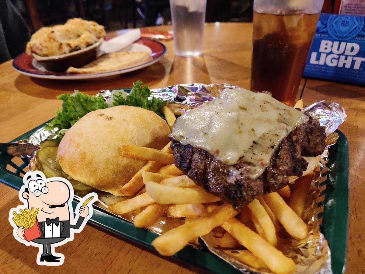 Iron Horse Bar and Grill in Gardiner Restaurant menu and reviews