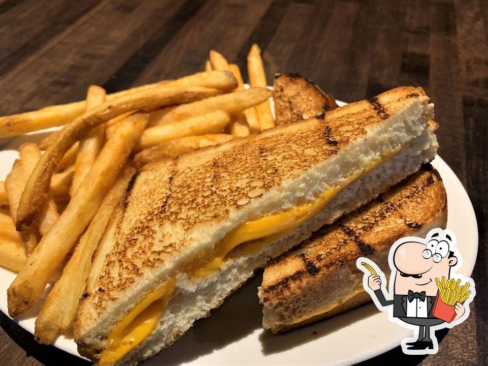 High Park Bar & Grill in Raleigh Restaurant menu and reviews