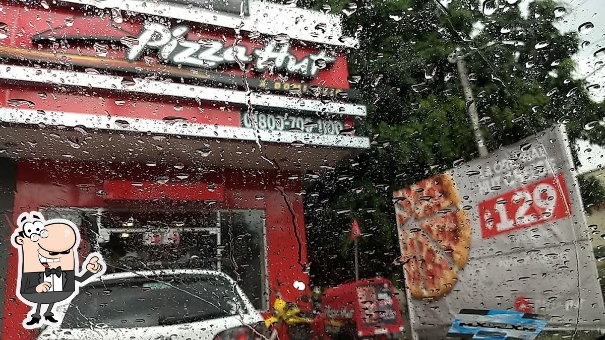 Pizza Hut Las Aguilas (Gdj) pizzeria, Zapopan, Av. Nicolás Copérnico 3565 -  Restaurant reviews