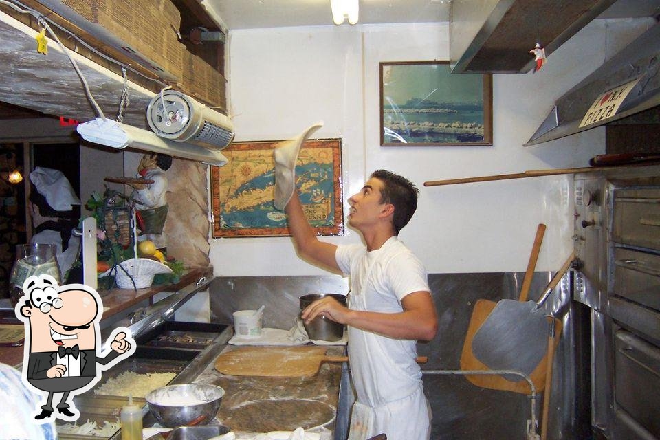 Umberto's of Long Island in Dunedin Restaurant menu and reviews