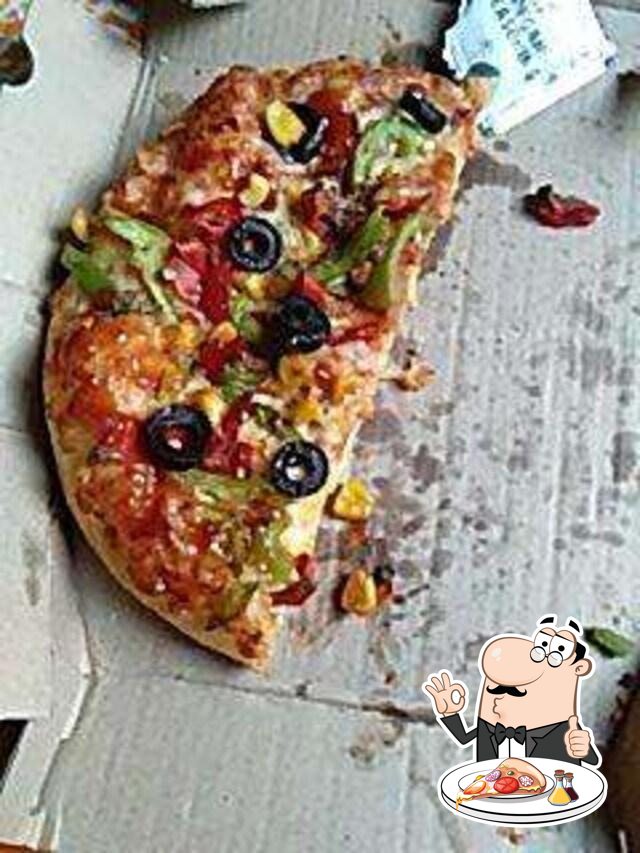 r217 pizza Dominos Pizza 2021 09 12852