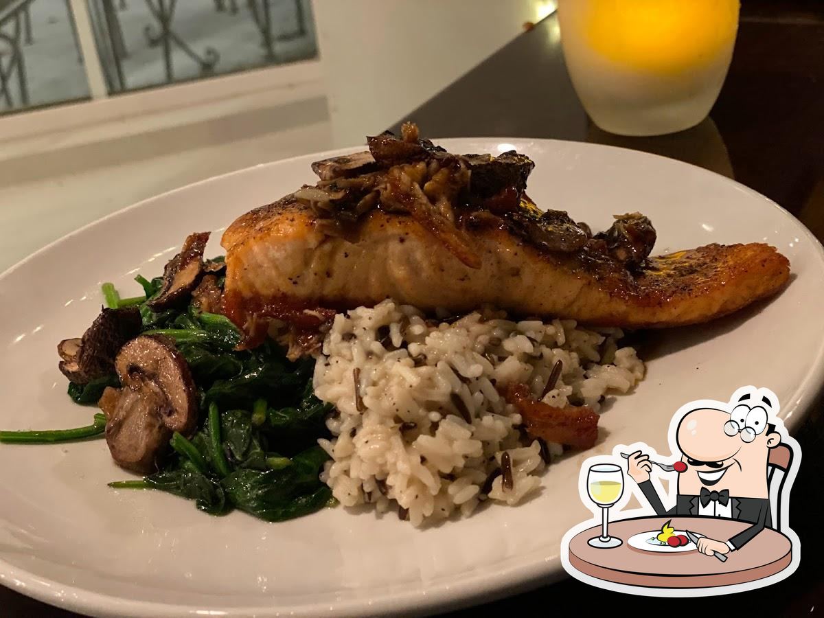 Village Martini & Wine Bar in Chagrin Falls Restaurant menu and reviews