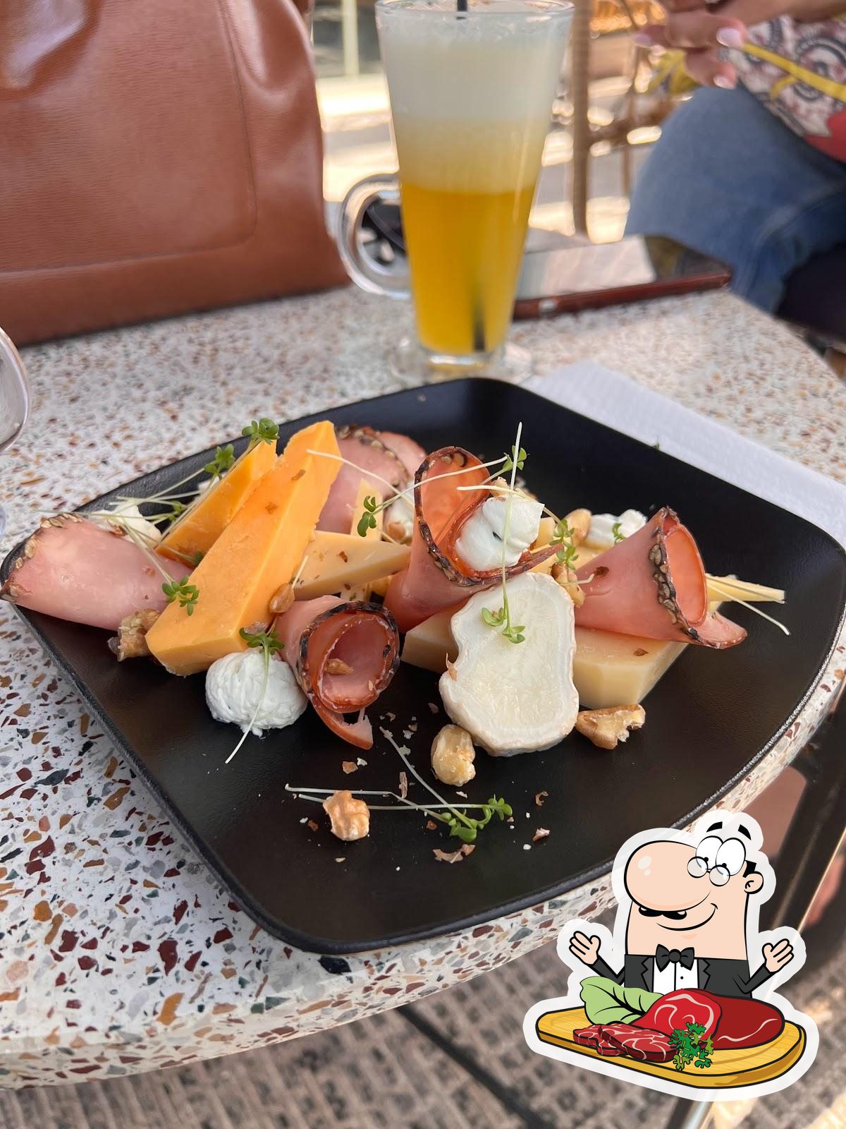 AZOUR Rabat Rooftop & Lounge restaurant, Rabat - Critiques de restaurant