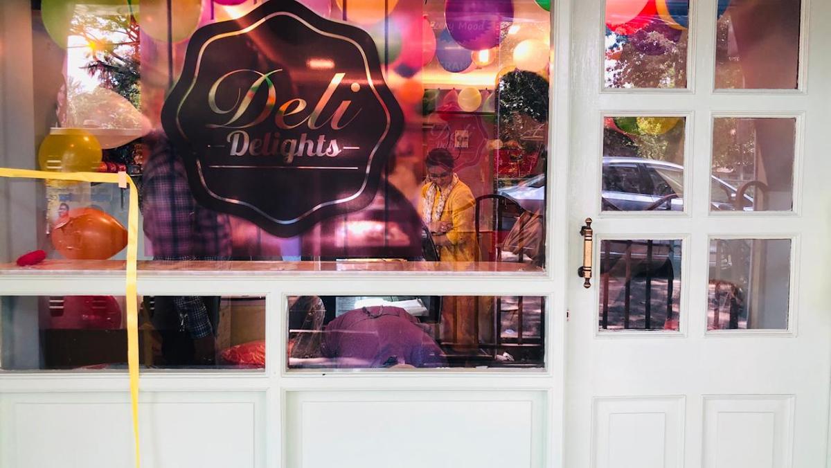 Deli Delights, Kolkata Restaurant reviews