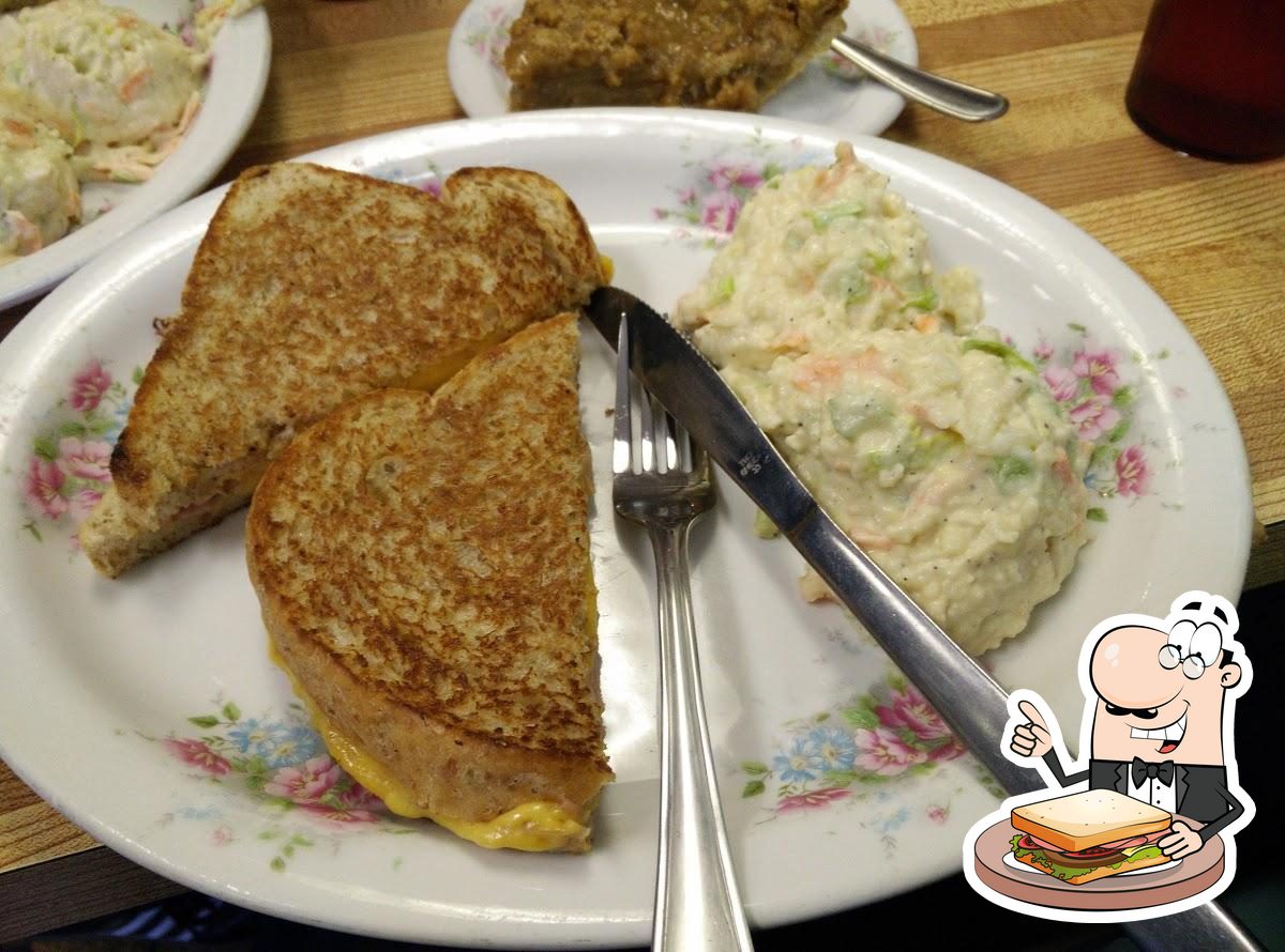 Elmira Donuts & Deli in Elmira Restaurant menu and reviews