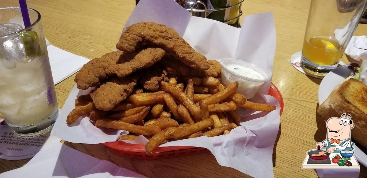 Cactus Moon Saloon in Everett Restaurant menu and reviews