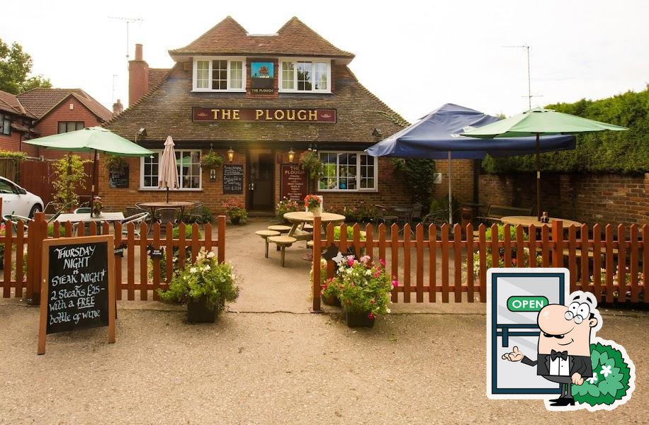 The Plough, Cheapside, South Rd in Woking Restaurant menu and reviews