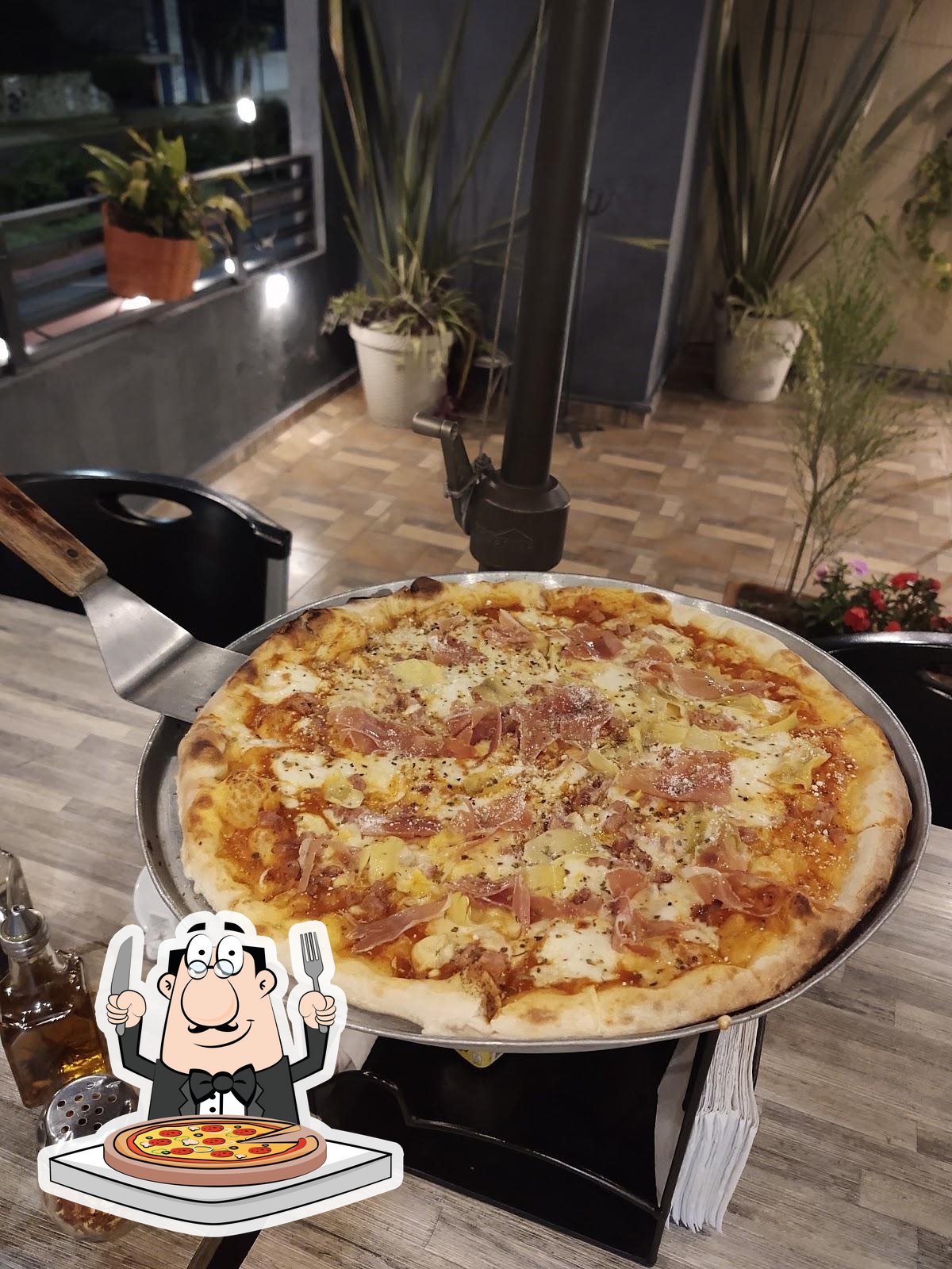 La bella pizza San Manuel restaurant, Puebla City, Av San Manuel 1402