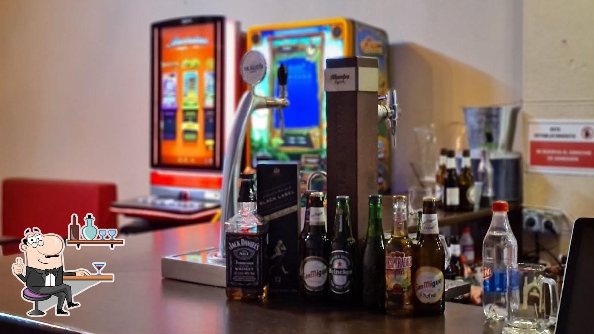 VAR1 Sports Bar