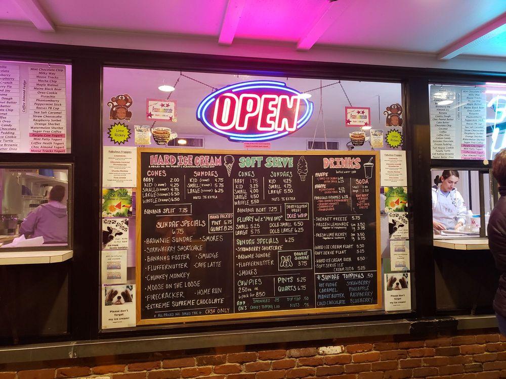 Menu at Swirls & Scoops restaurant, Grafton
