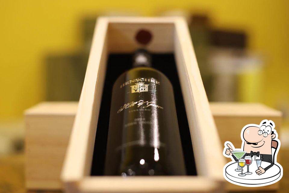 Stone House wine bar & kitchen in Darwin City Restaurant menu and reviews