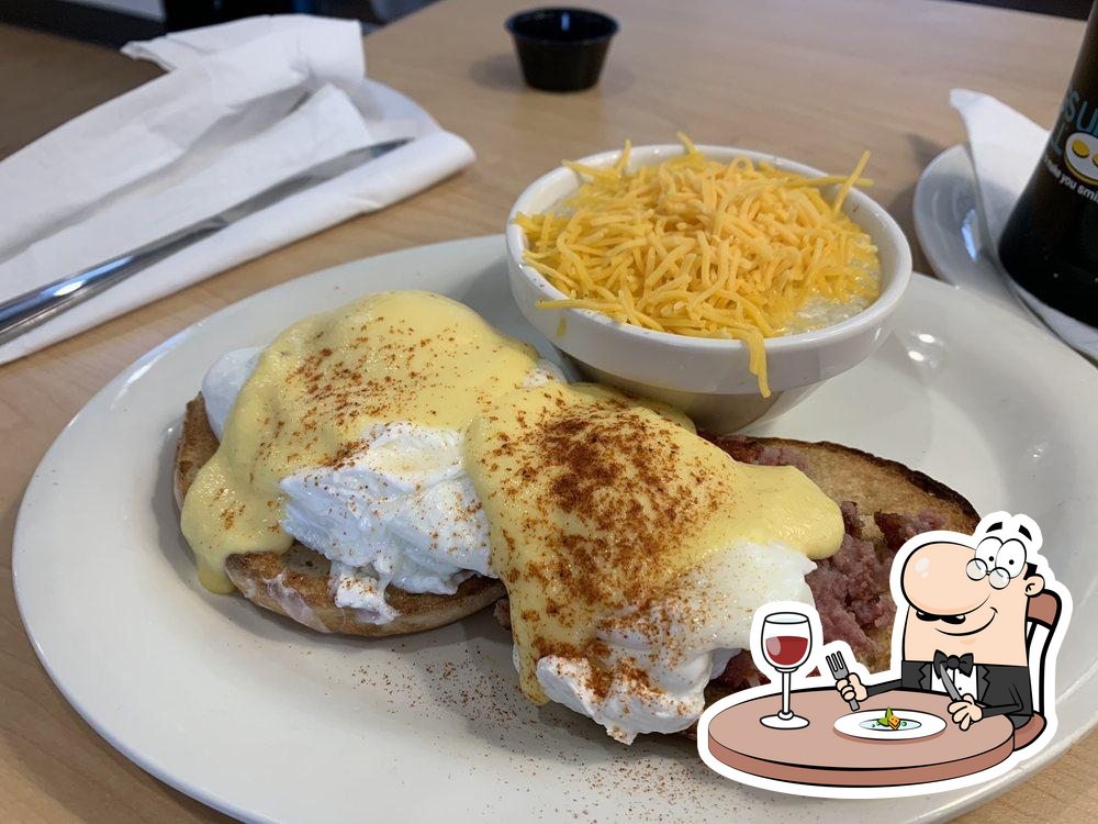 Eggs Up Grill in Riverview Restaurant menu and reviews