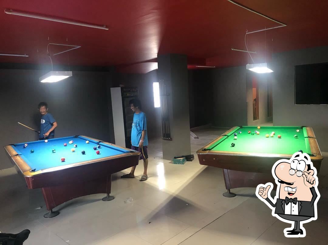 LongShot Billiards pub & bar, San Pedro Restaurant reviews