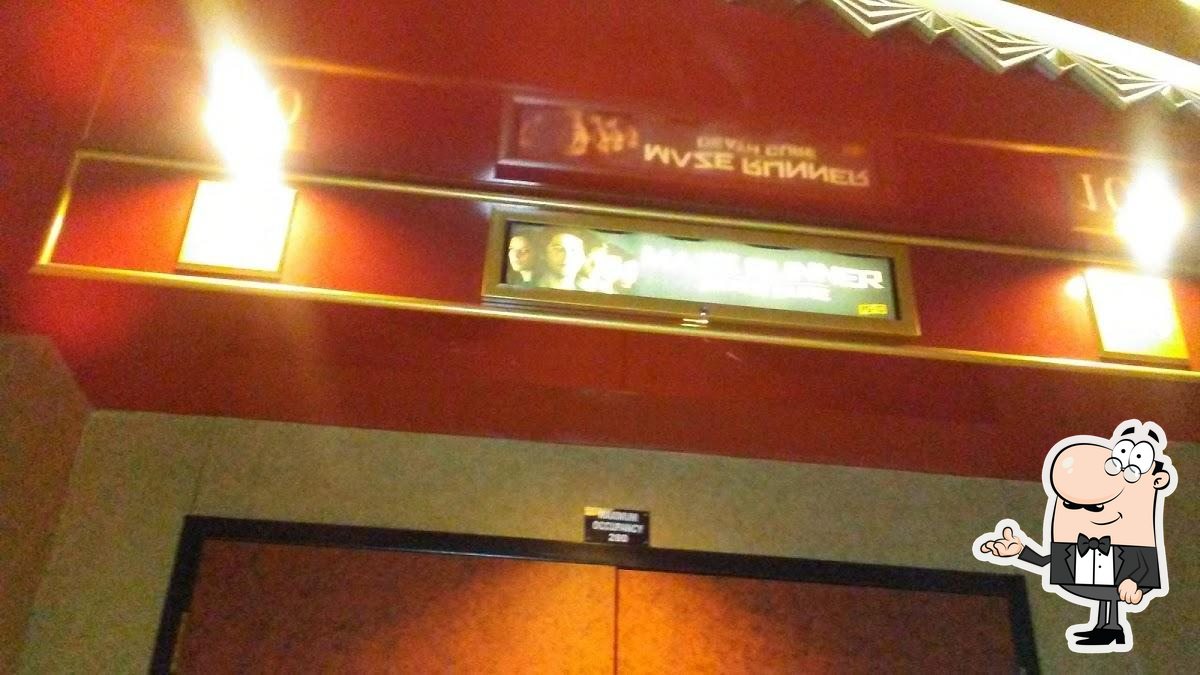 Cinemark 14 in Cedar Hill Restaurant reviews