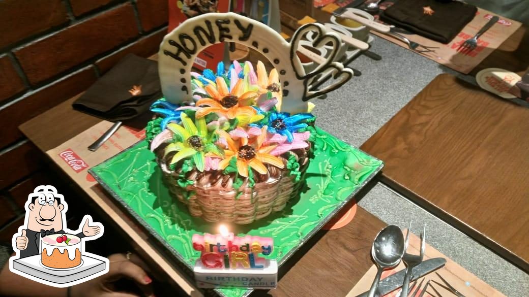 Triveni Pastries & Bakery, Hubballi, Shop No.8 Restaurant reviews