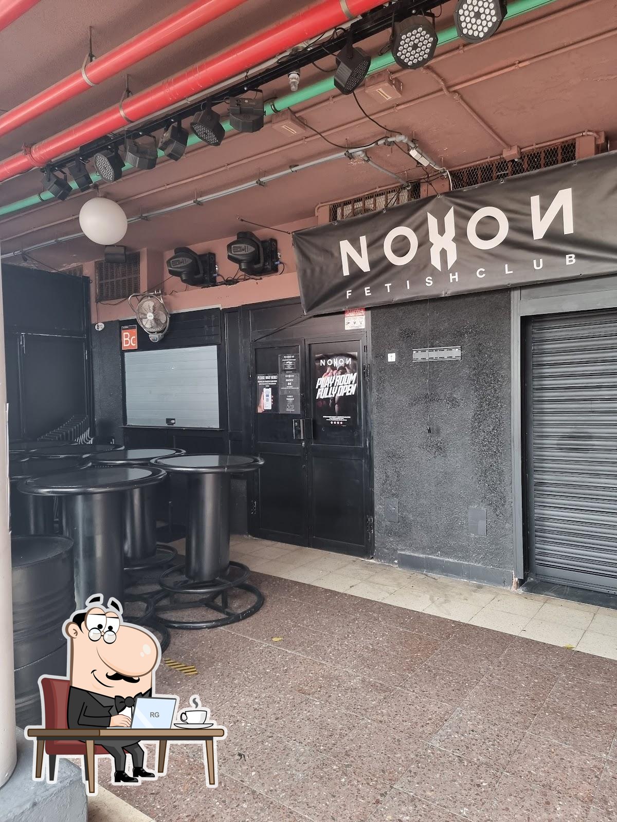 Noxon, Av. Estados Unidos, 54, Local 25112 in Maspalomas - Restaurant  reviews