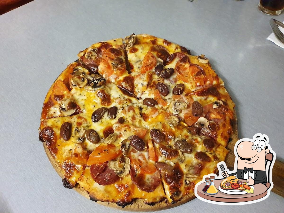 Saunders Beach Bistro and Pizzeria in Townsville Restaurant menu and reviews