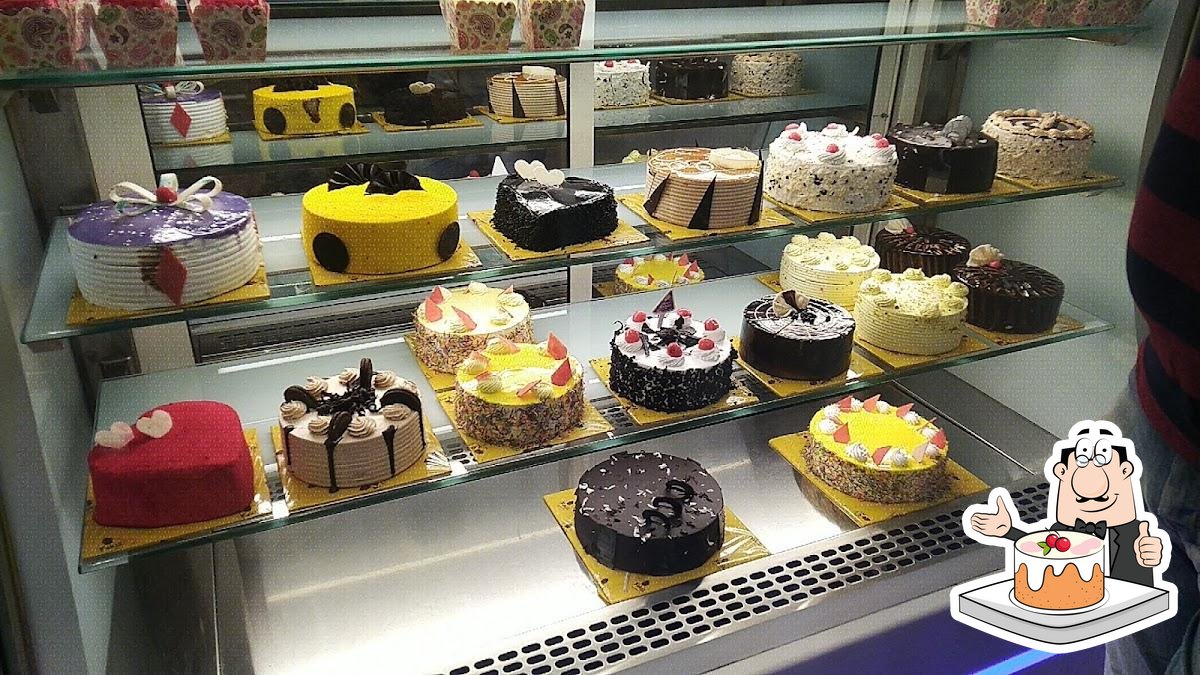 Get Instant Discount of 10% at Kekiz Cakes and Cafe, Piplod, Surat | Dineout