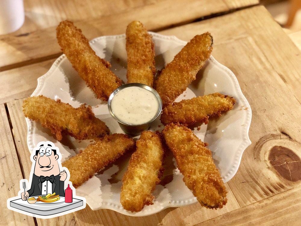 Farmhouse Grill in Munday Restaurant menu and reviews