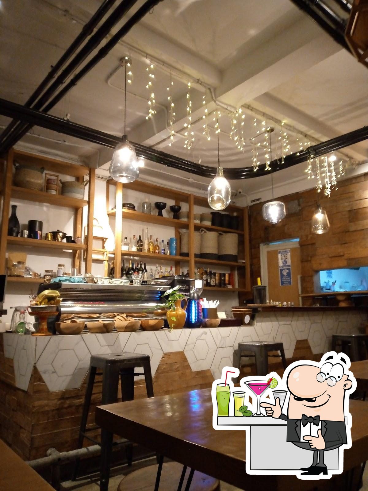 Pizza E Birra Sports Bar Petitenget, Mengwi Restaurant reviews