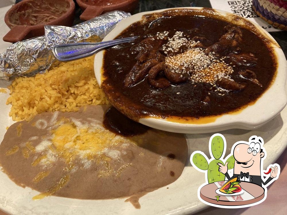 El Gallo Giro Mexican Street Food and Tequila Bar in Meridian