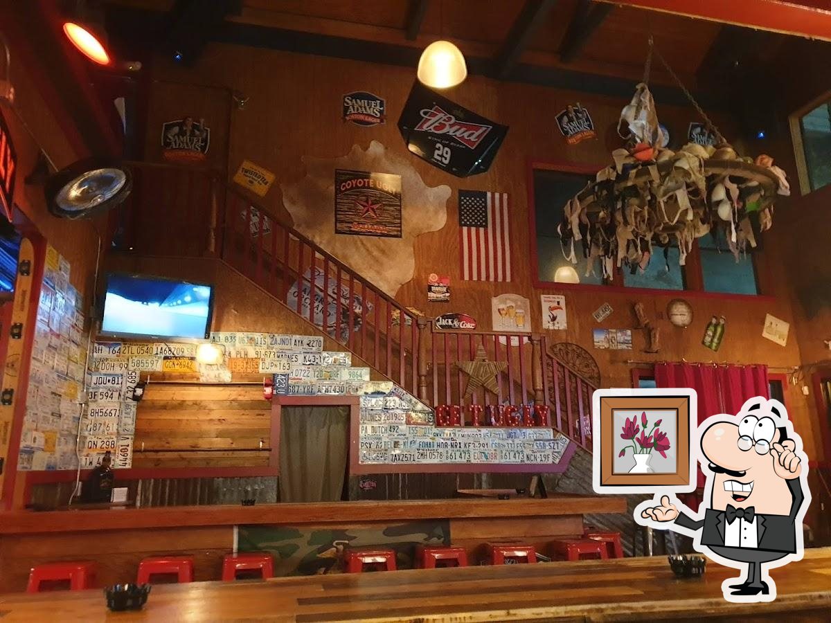 Coyote Ugly Saloon in Destin - Restaurant reviews