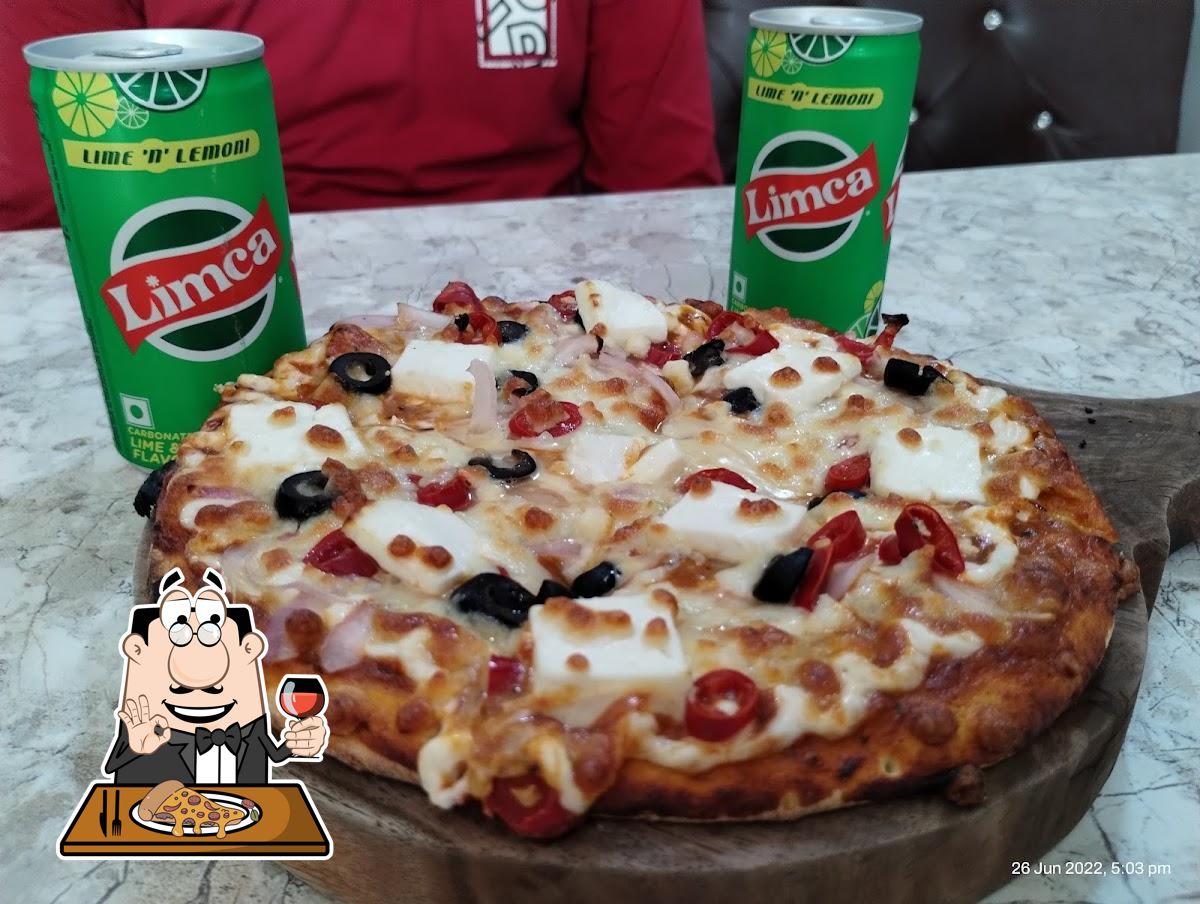 The Pizzeria Hub, Mathura Restaurant reviews