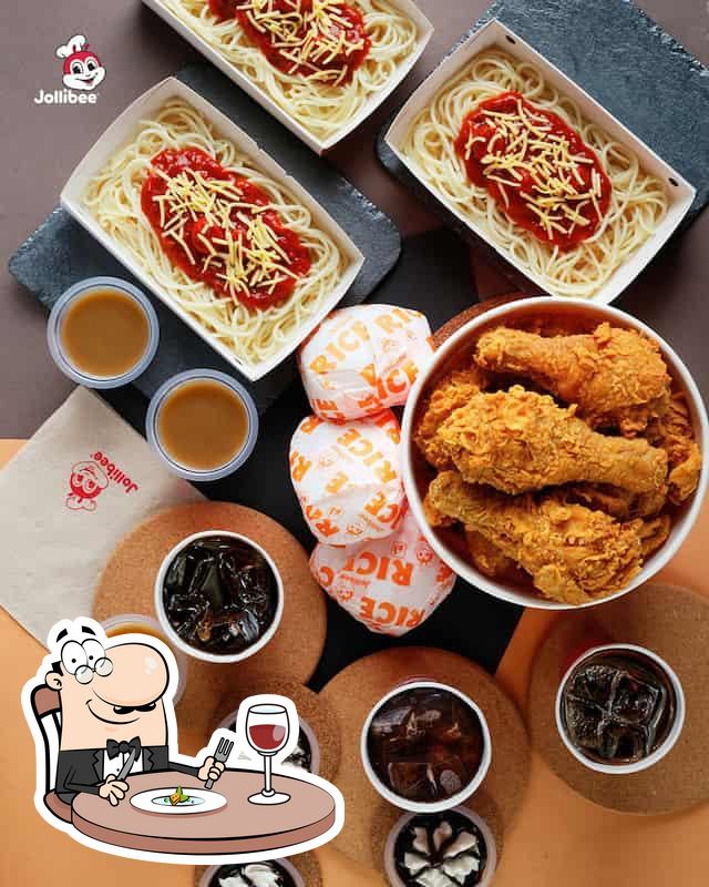 Jollibee fast food, Quezon City, Philippine Heart Center Bldg