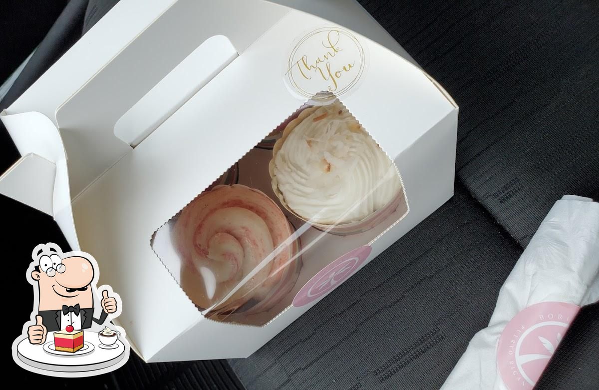 Borinken Cakes, 5328 S Archer Ave in Chicago Restaurant menu and reviews