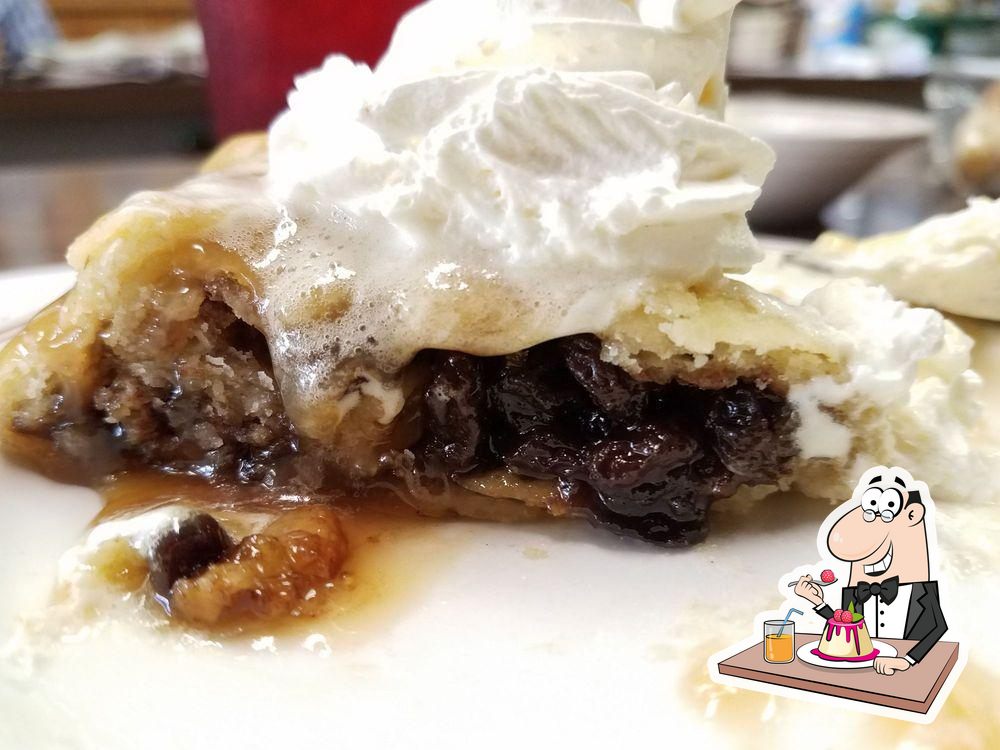 Red Rooster Cafe in Mineral Point Restaurant menu and reviews