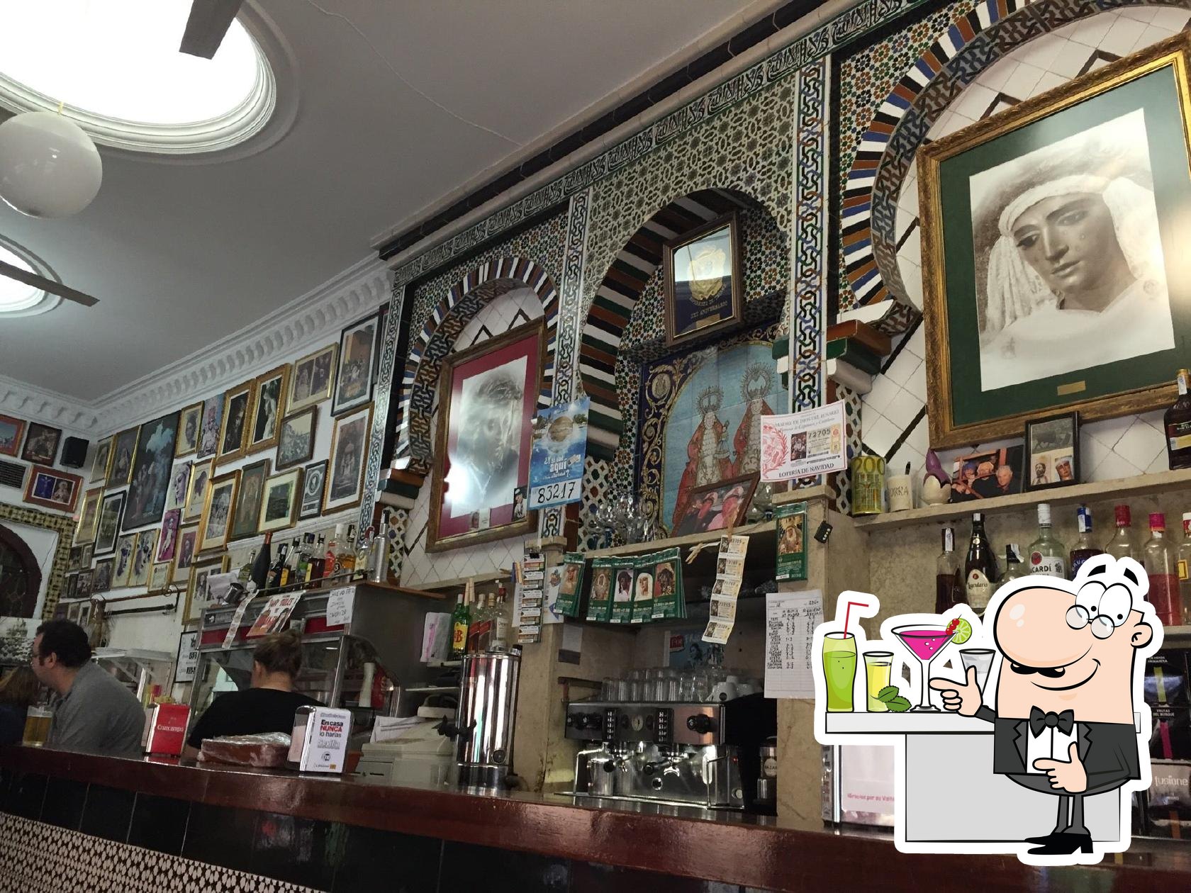 Bar Santa Ana, C. Pureza, 82 in Seville - Restaurant reviews