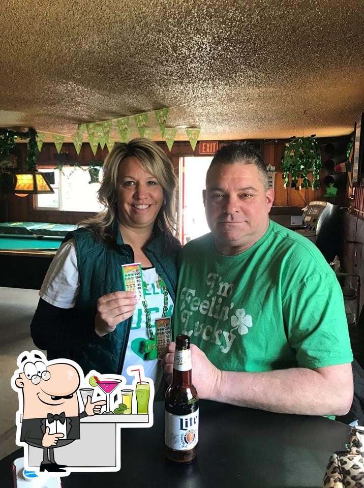The Hill Tavern in Cedar Lake Restaurant reviews