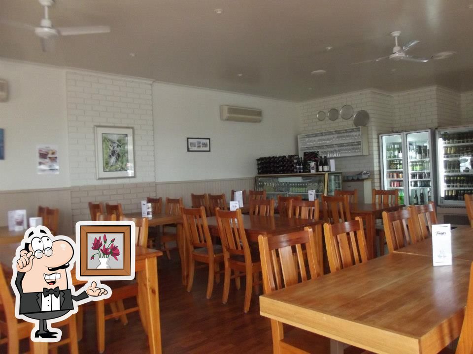 Trimbolis Pizza & Pasta in Saint Helens Restaurant menu and reviews
