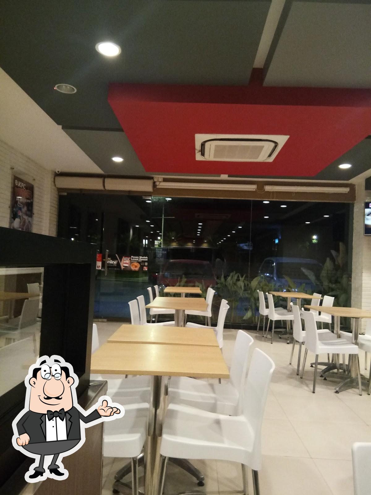 KFC HUB Kualanamu restaurant, Lubuk Pakam - Restaurant reviews