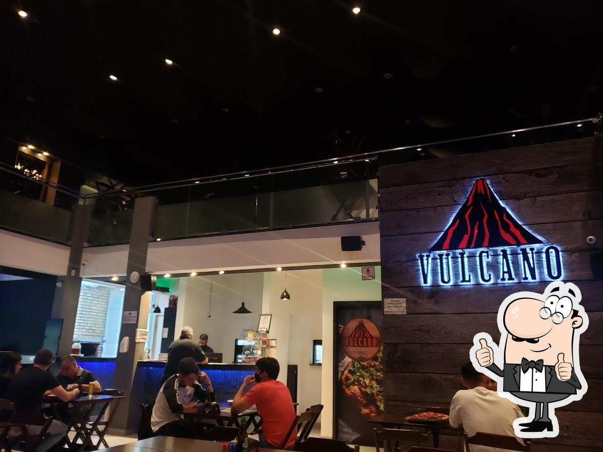 VULCANO PIZZARIA E CHOPERIA, Londrina - Comentários de Restaurantes, Fotos  & Número de Telefone