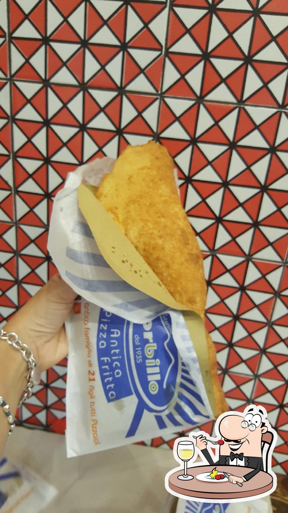 Antica Pizza Fritta da Zia Esterina Sorbillo restaurant, Naples, Via