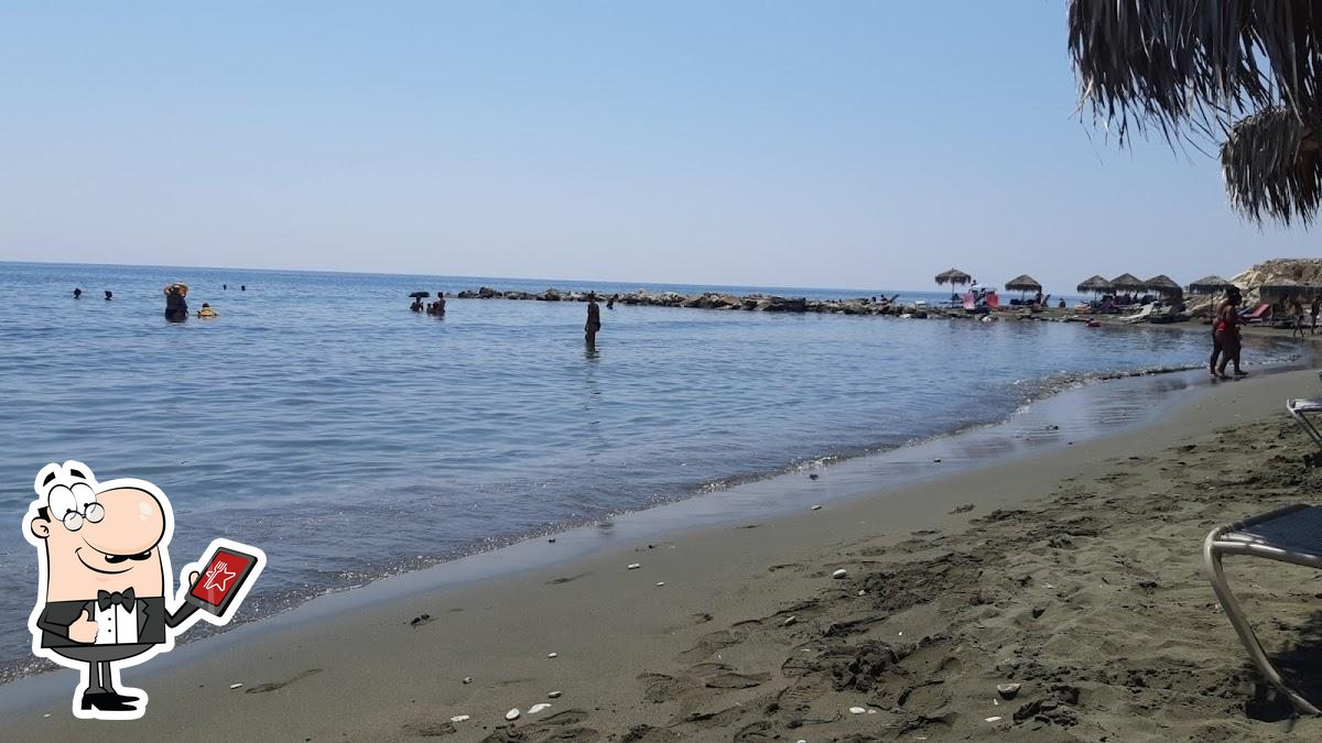 Akakia Beach Bar, Agios Theodoros - Restaurant menu and reviews