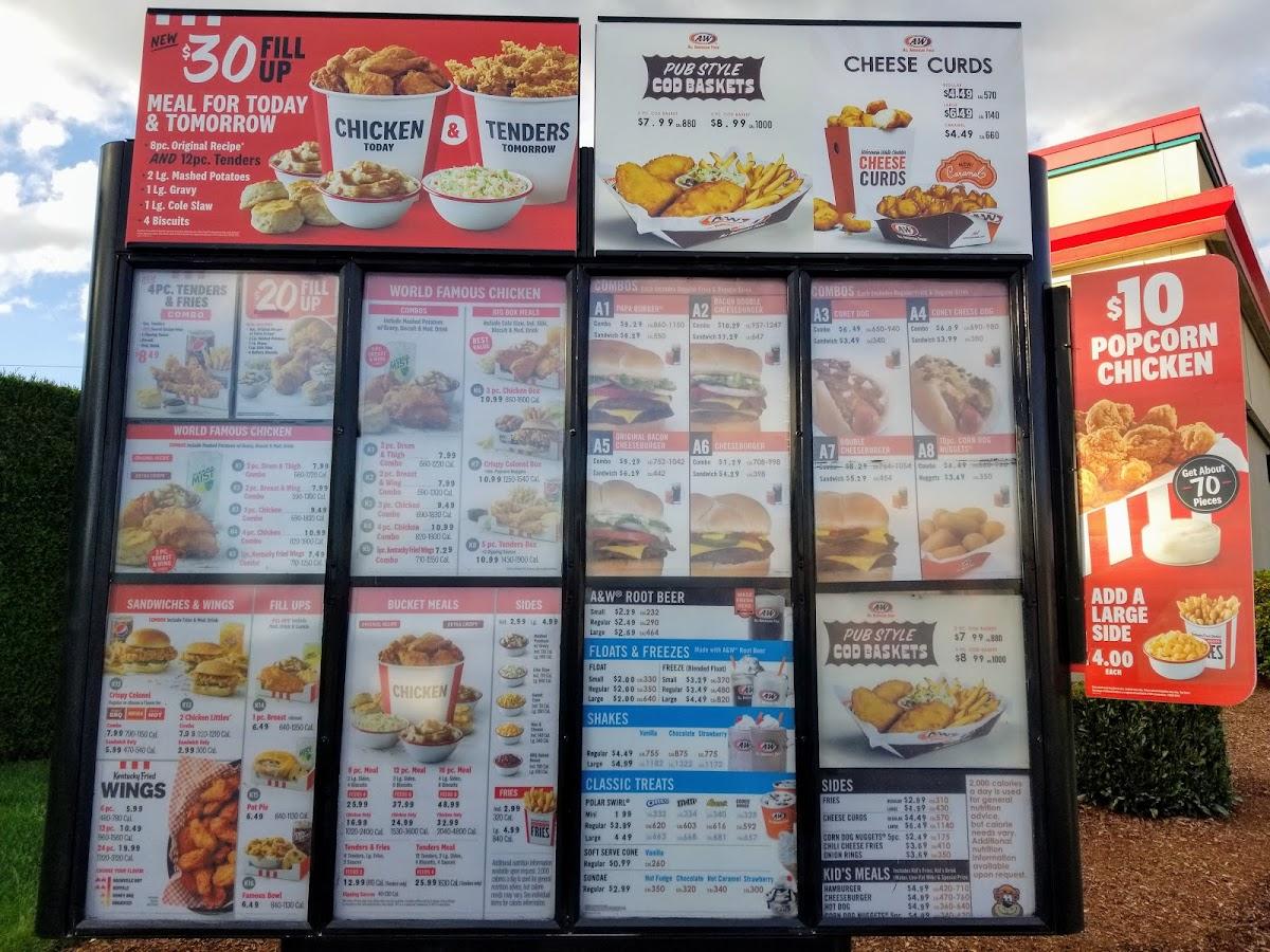 Menu at KFC fast food, Oregon City, Molalla Ave