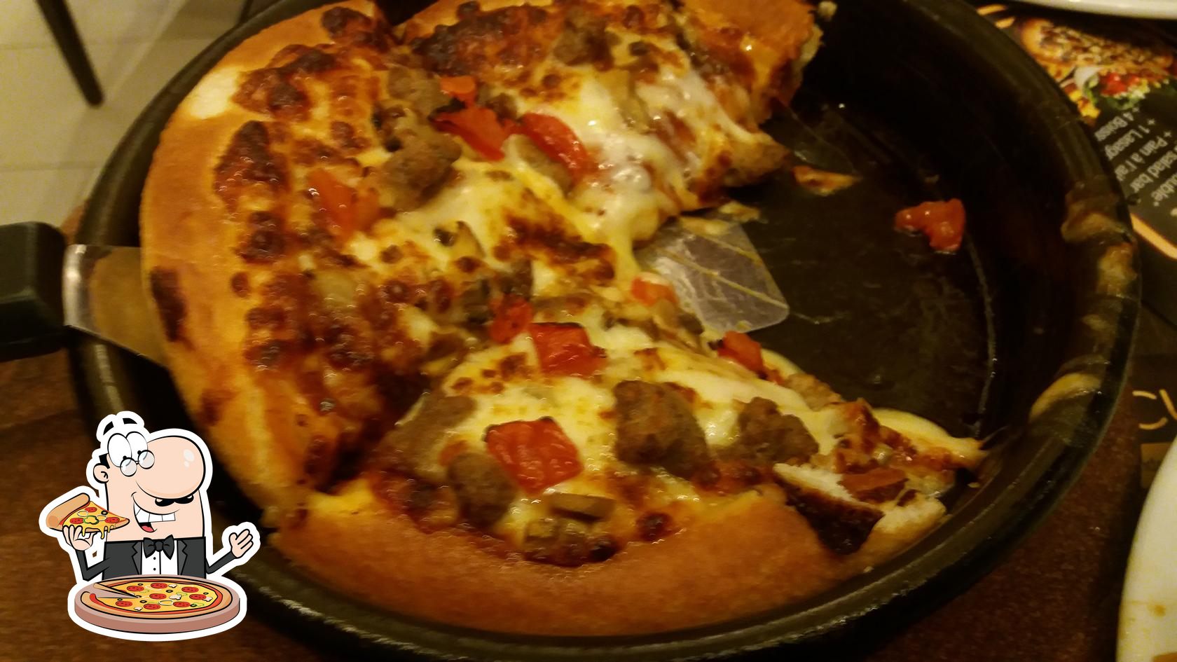Pizza Hut restaurant, Tunis, Tunisia Mall Food Court Restaurant reviews