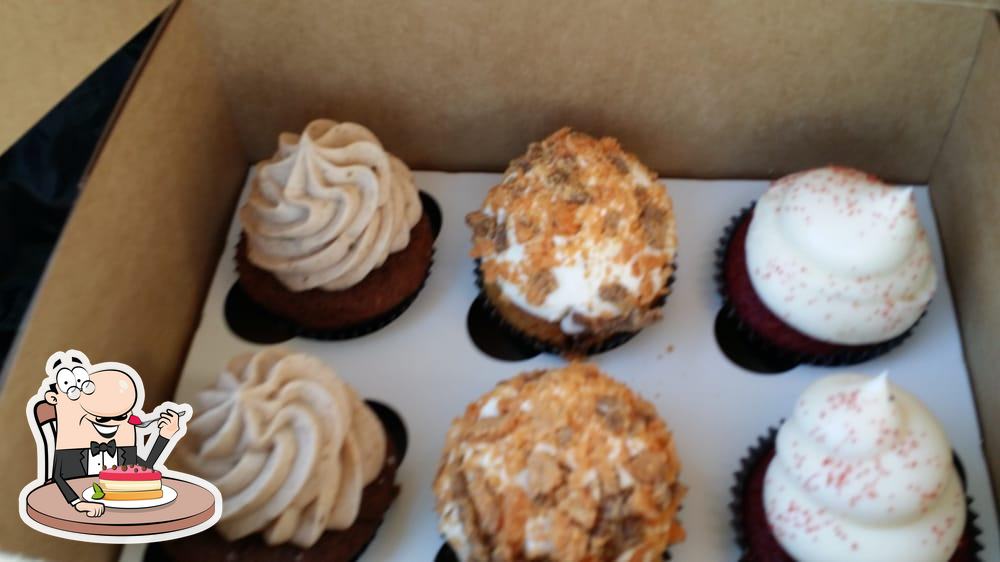 Patticakes in the Village, 9124 SW 51st Rd B102 in Gainesville