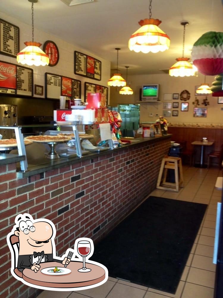 Frank's Pizza New York Style, 585 S West End Blvd 855 in Quakertown