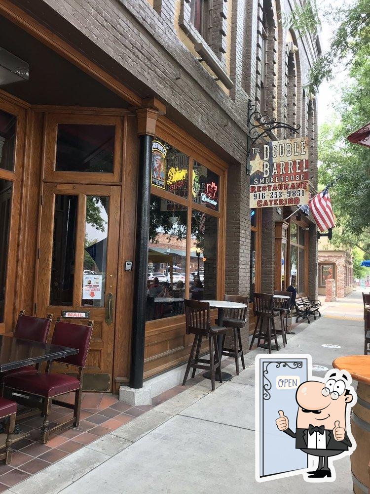 Double Barrel Smoke House in Lincoln Restaurant menu and reviews