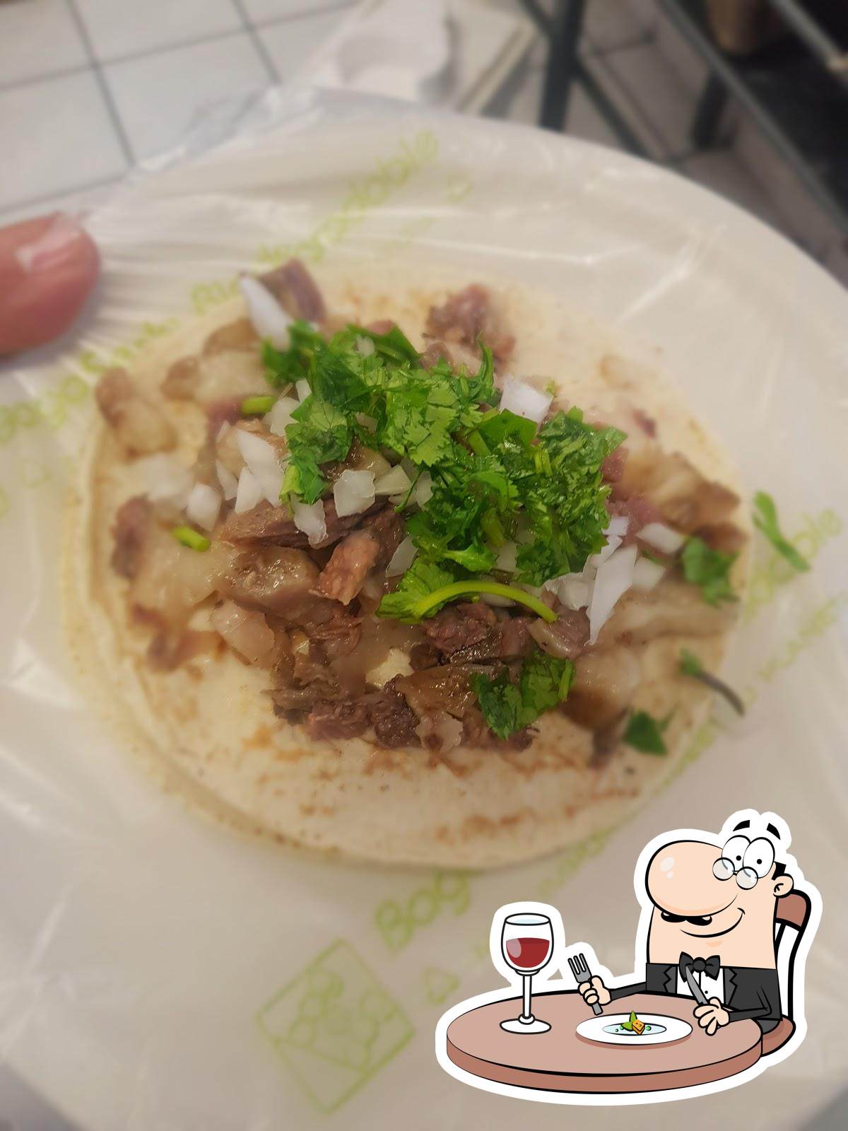 Tacos de cabeza y carnes